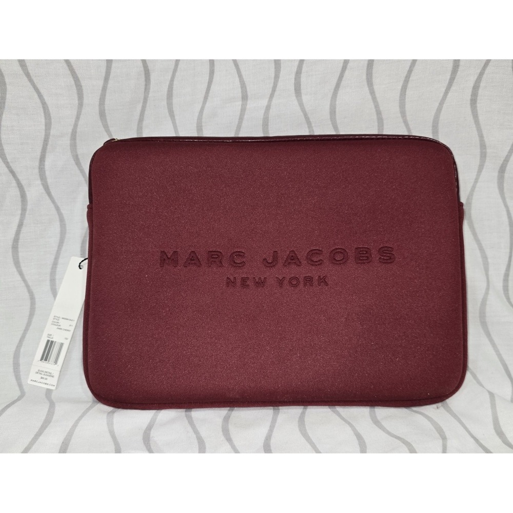 Marc Jacobs New‎ York Tablet Sleeve Padded Red Zip Logo Dark Cherry